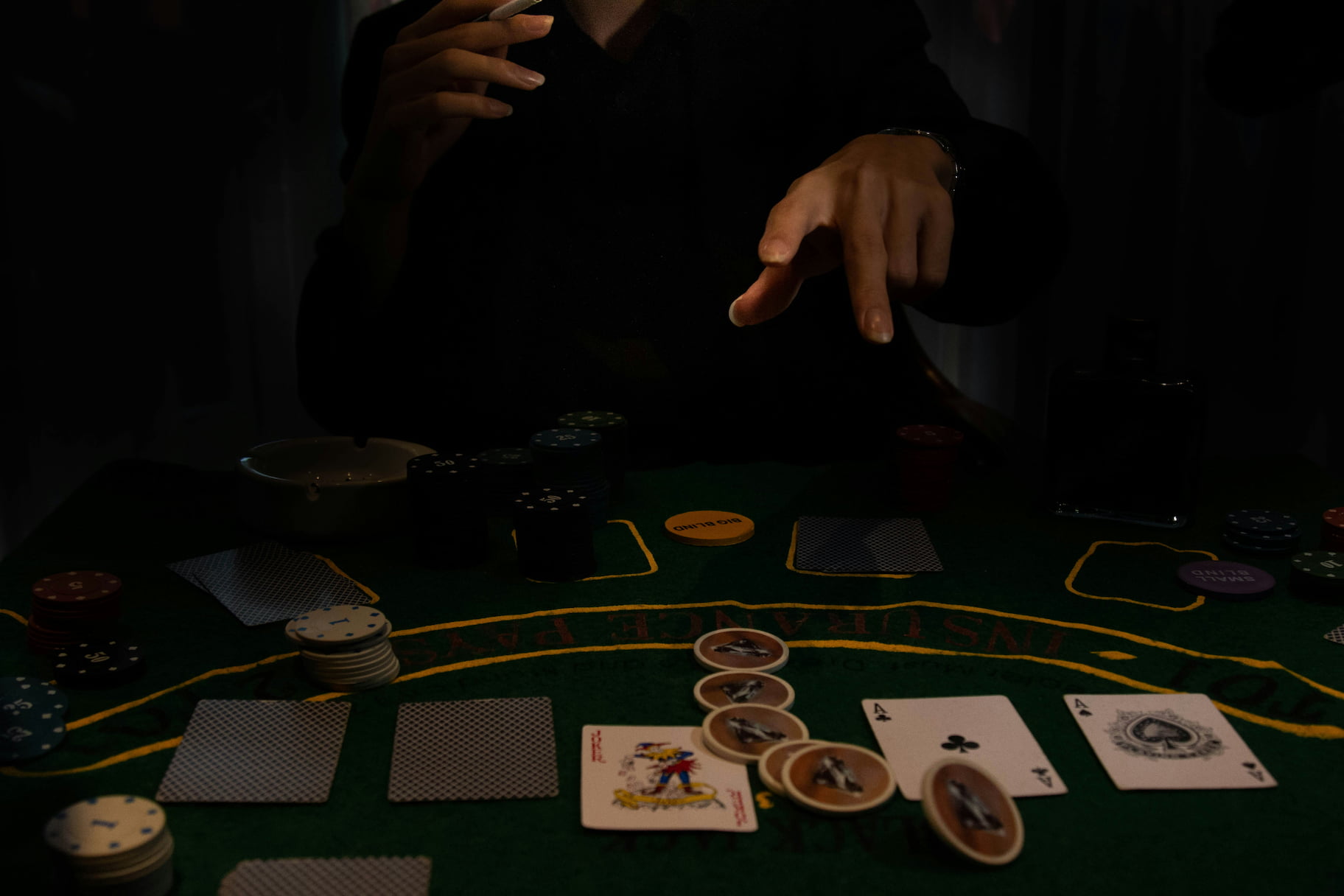 The Impact of Non-Player Characters (NPCs) in Virtual Casino Worlds